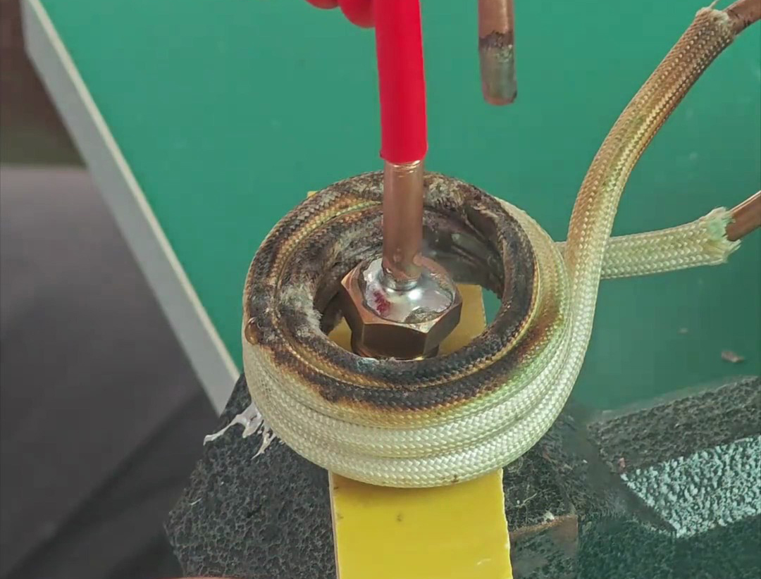 海拓高頻焊機(jī)：制冷配件銅件焊接的靈活高效之選