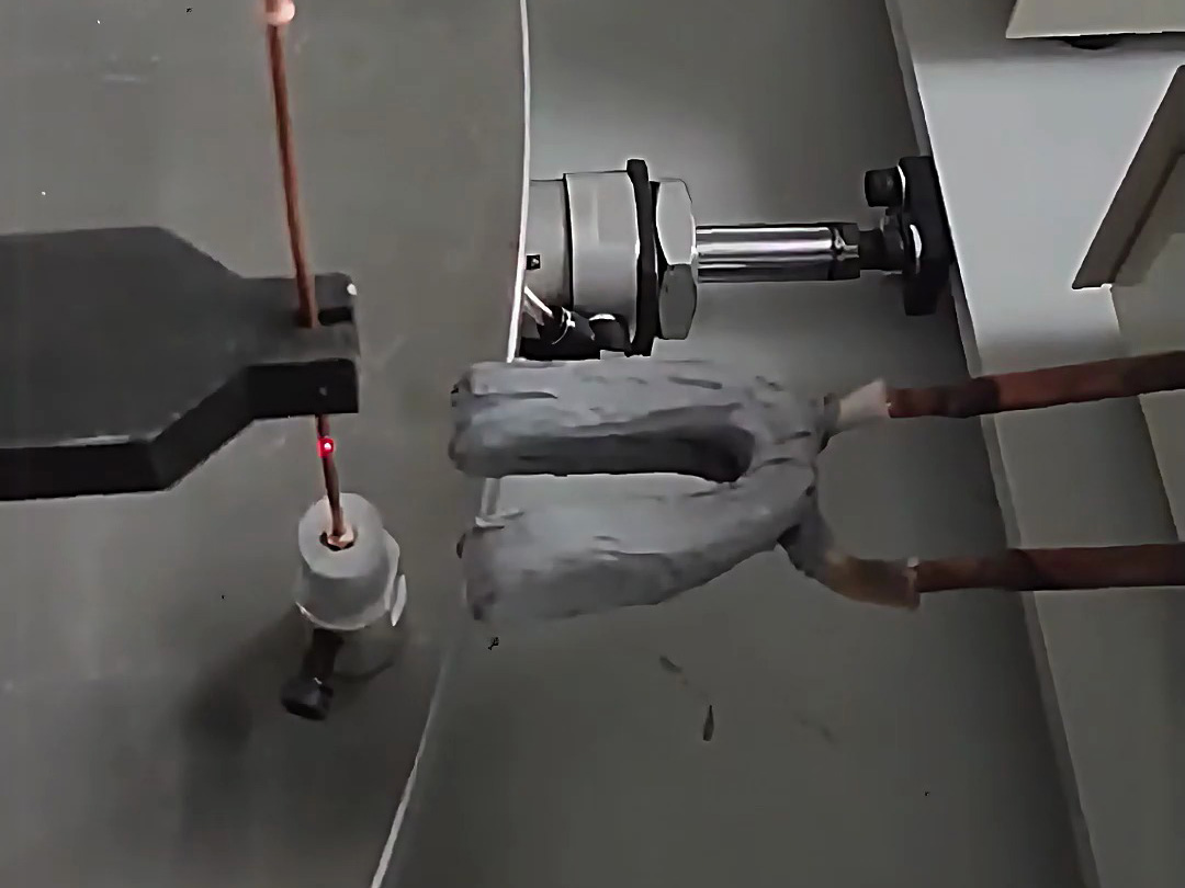 雙工位銅管焊接設(shè)備在工廠生產(chǎn)中的應(yīng)用實(shí)踐