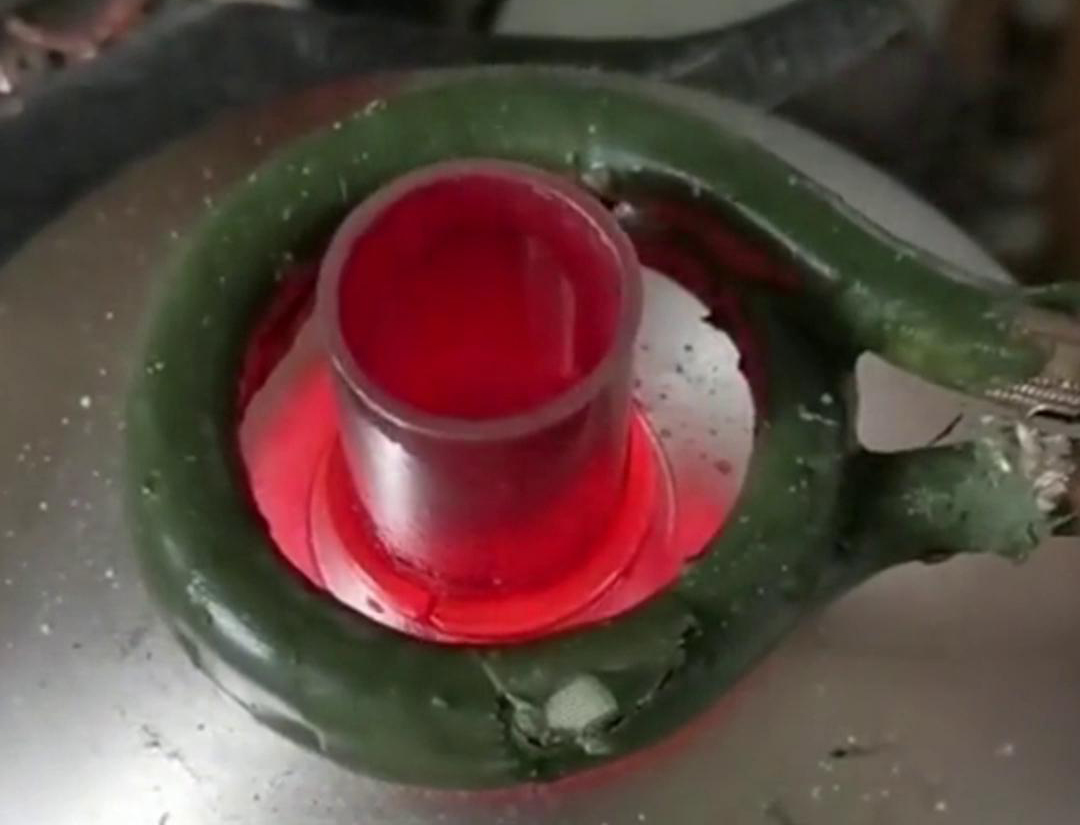 高頻焊機(jī)，不單純只是焊接銅管鋁管，還可以焊接不銹鋼鐵更各類異種金屬釬焊