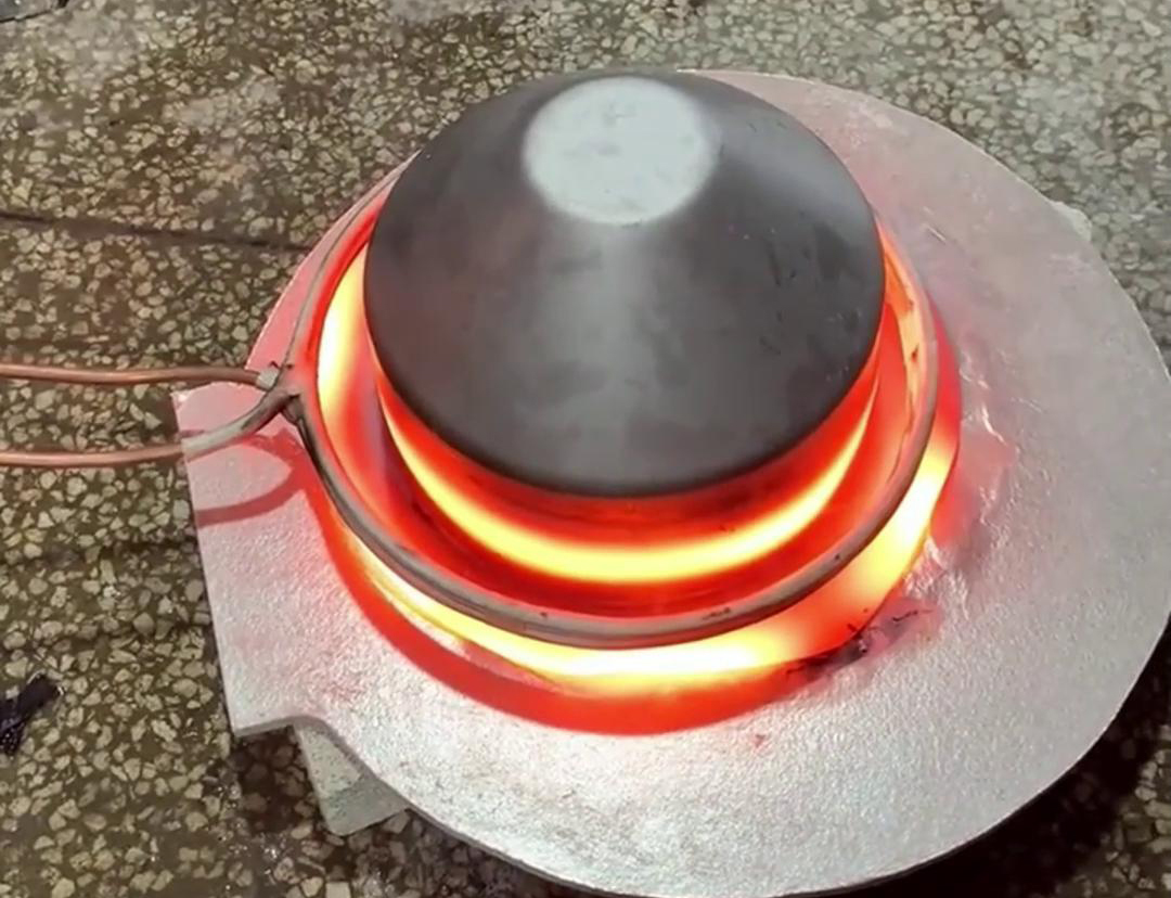 高頻退火機廣泛應用于不銹鋼、鋁合金、銅等金屬材料的退火處理