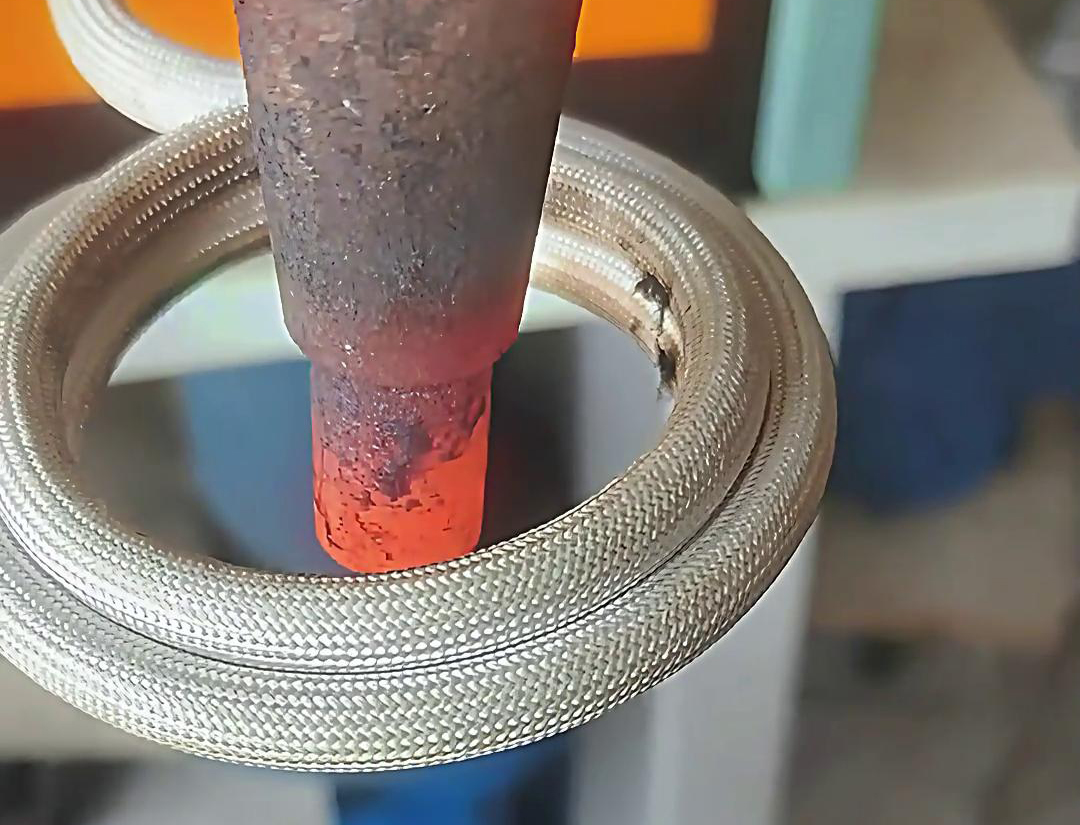 棒料的局部加熱淬火退火回火對高頻加熱機(jī)來說是常用的加熱工藝