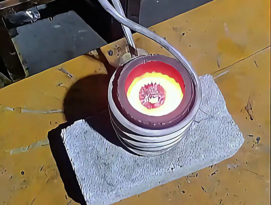 轉(zhuǎn)子鋁熔煉全過程揭秘！高頻感應加熱機如何高效提取鋁？