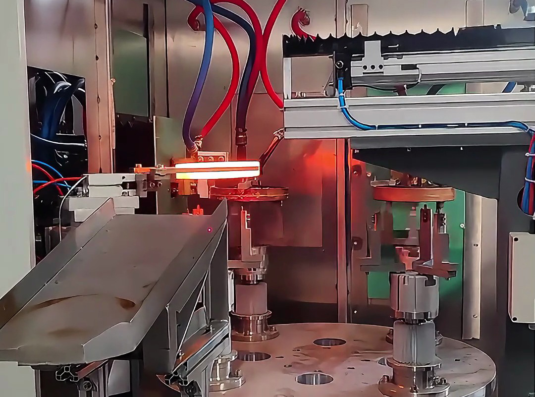 半智能生產(chǎn)線 鋼套軸套自動化淬火退火全過程揭秘！