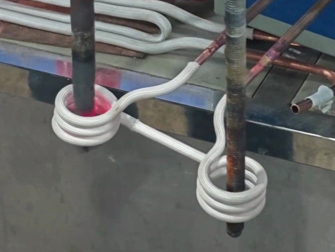 高頻加熱設(shè)備多工位的同步加熱已成為主流趨勢(shì)