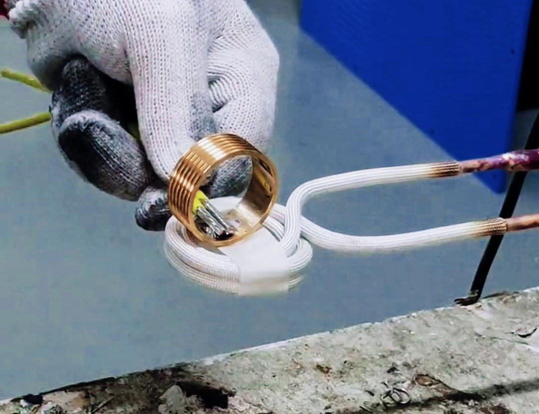 054F010167DD052A2BC2B217EB819EA3.jpg 054F010167DD052A2BC2B217EB819EA3.jpg